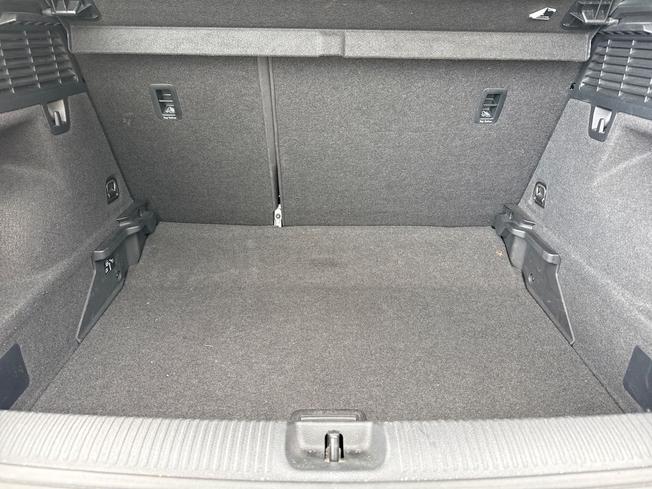 AUDI Q2 Photo 12