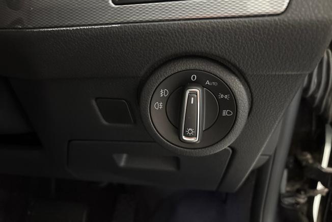 VOLKSWAGEN Caravelle Photo 26