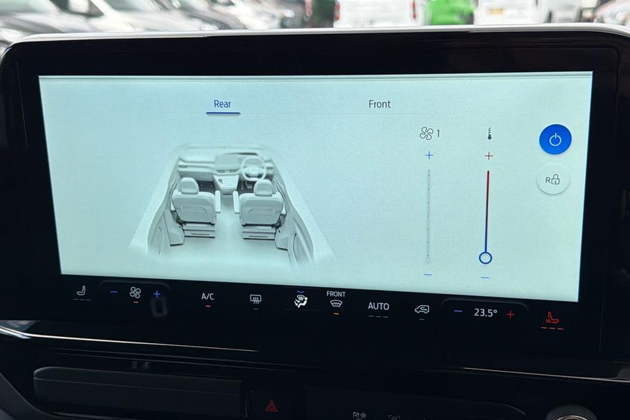 Used Ford TOURNEO CUSTOM 36