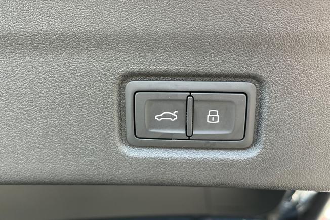 AUDI Q6 E-Tron Photo 49