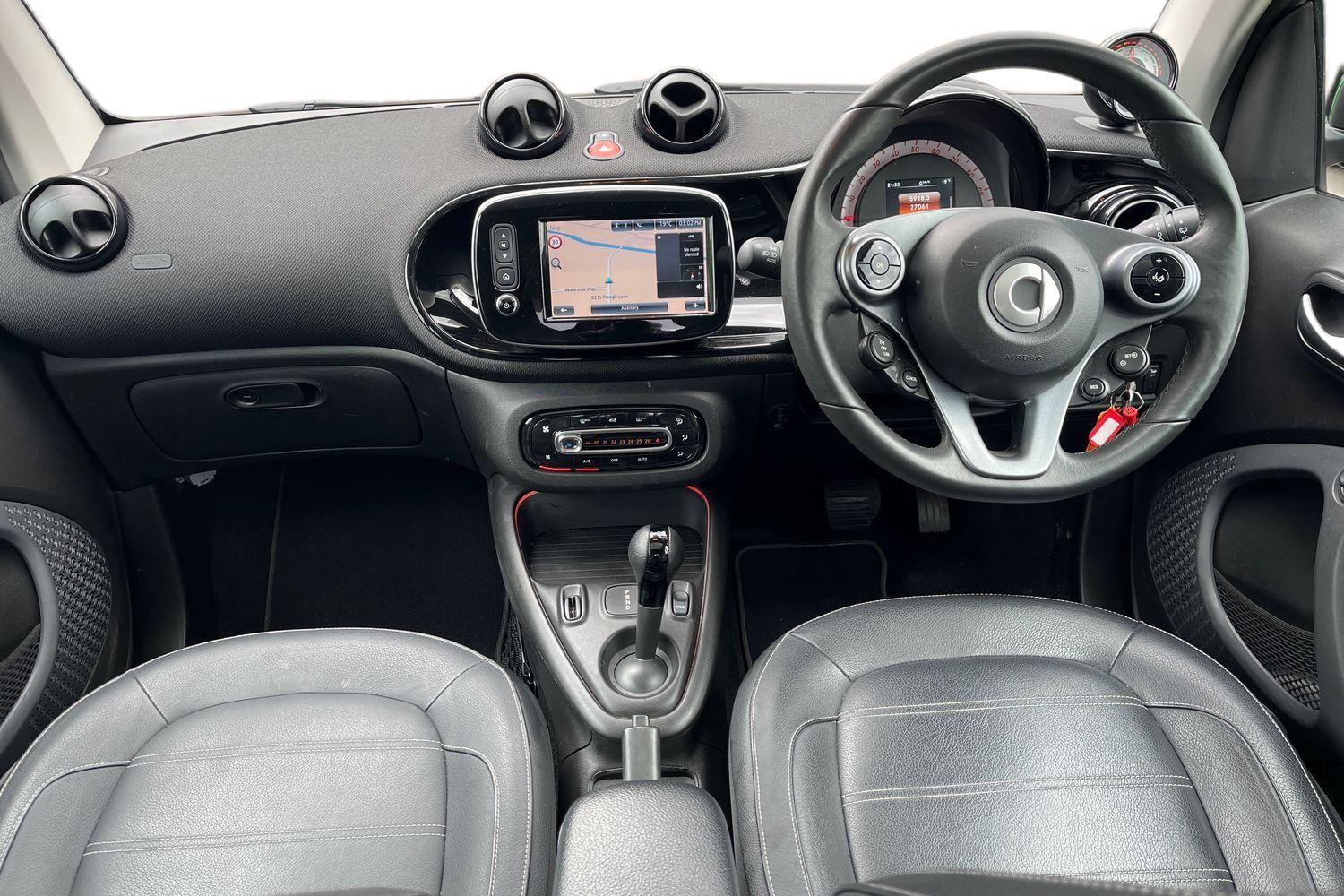 smart FORTWO COUPE Photo 9