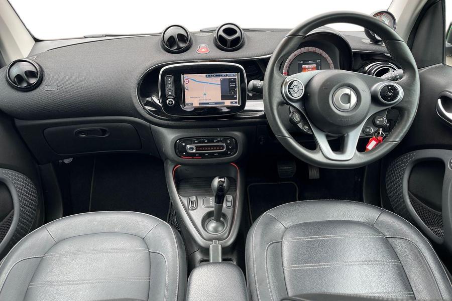 smart FORTWO COUPE Photo autoimg-995fcfd3db920d5911025f1f0a303d00c5a52298.jpg