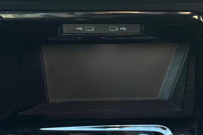 VOLKSWAGEN Golf Photo 32