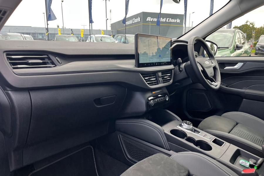 Ford Kuga Photo autoimg-9964b83a8e2b16e856f111c7354c01ce9f0cc818.jpg
