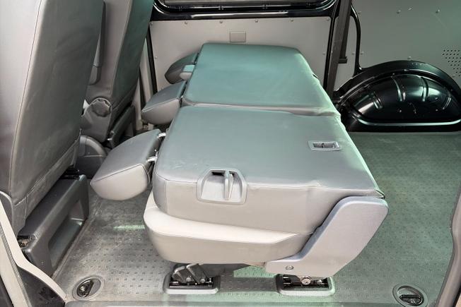 VOLKSWAGEN TRANSPORTER Photo 44