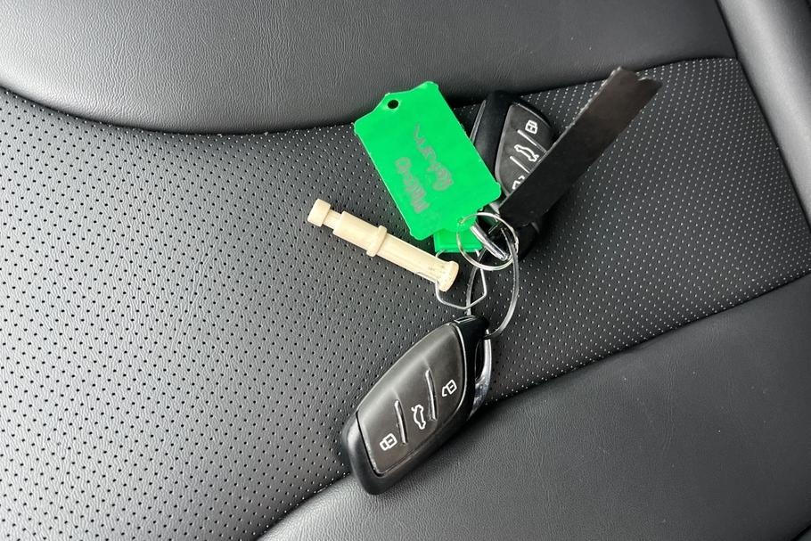 Used MG Motor UK HS CV25BZW 22