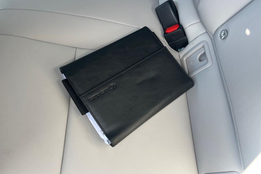 Lexus UX Photo autoimg-996d2b5e869662e72171221785ca4dbc9de79de7.jpg