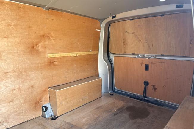 Volkswagen Transporter Photo 9