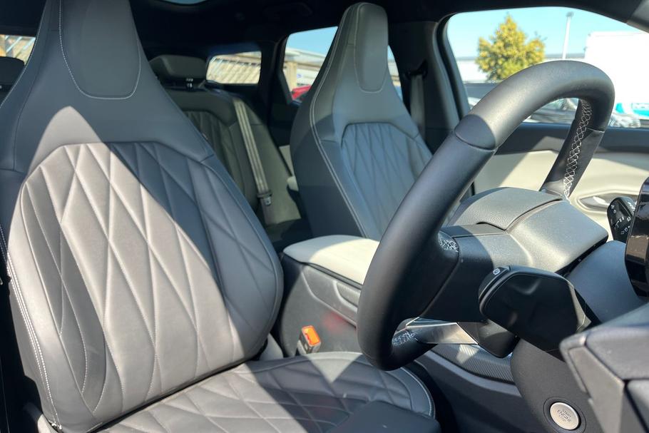 Used Ford EXPLORER 17