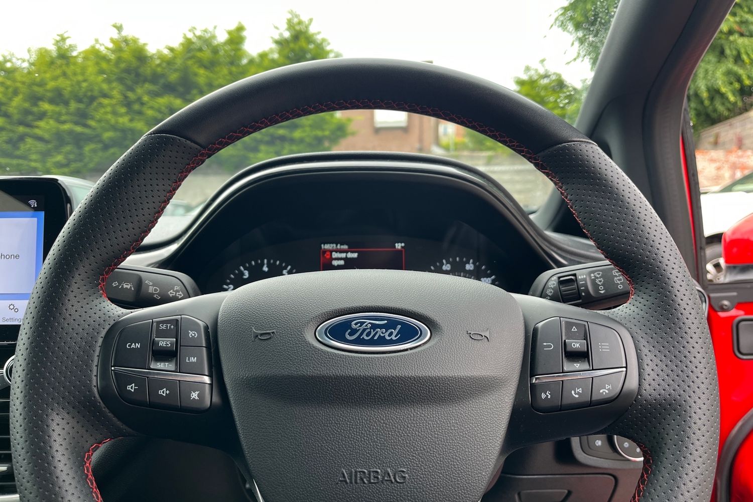 Ford FIESTA Photo 11