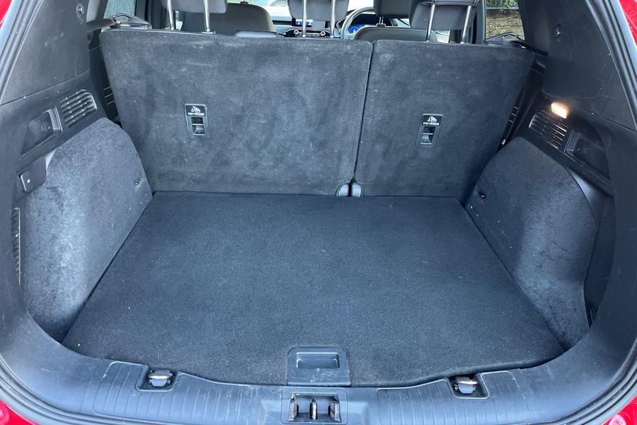 Ford Kuga Photo autoimg-9982511d382a86739af4bdc202dd7987b20b3ccc.jpg