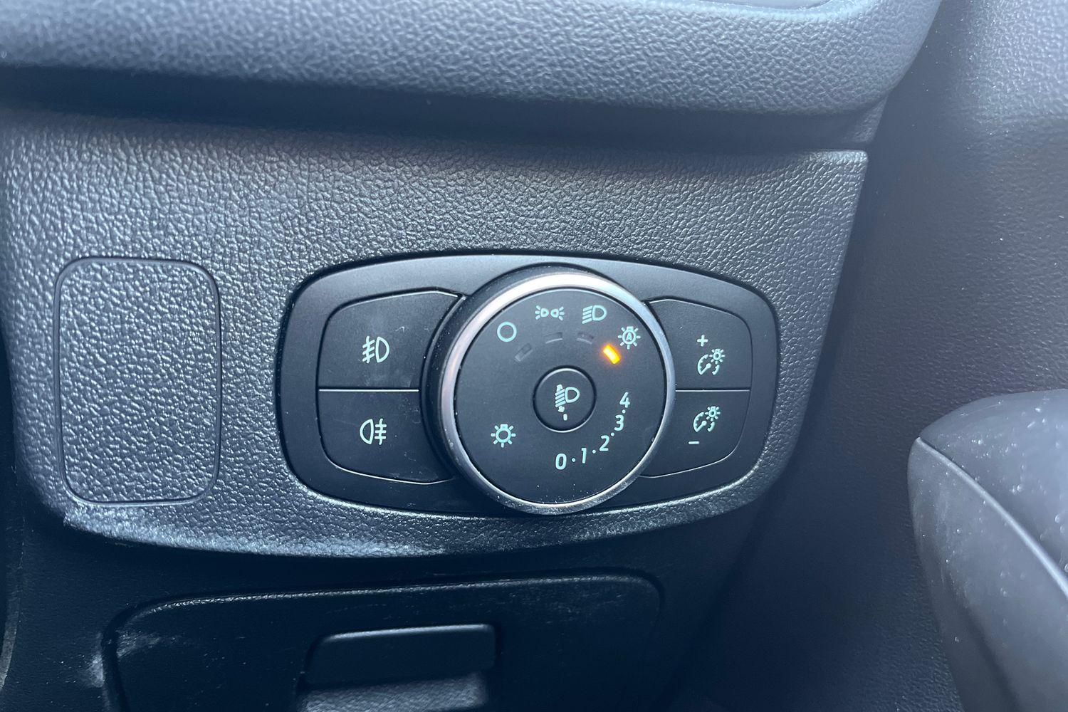 Ford FOCUS Photo 26