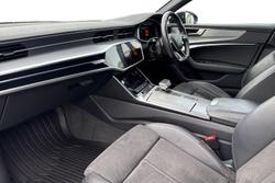 AUDI A6 Saloon Photo 2