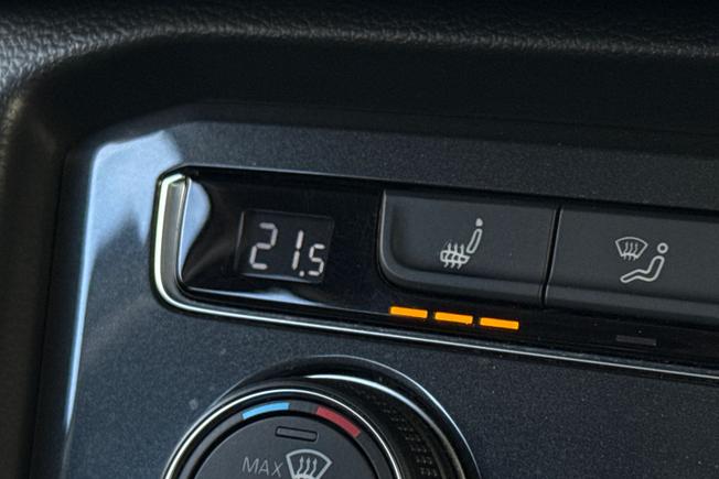 VOLKSWAGEN Tiguan Photo 29