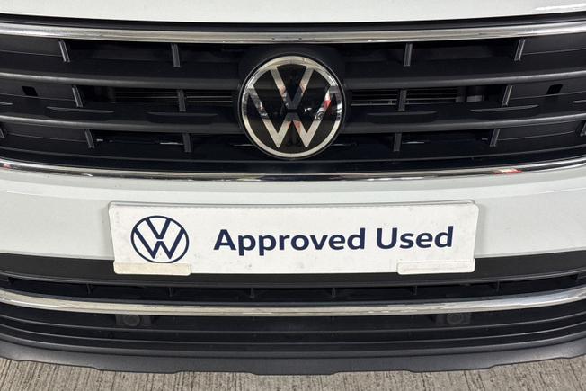 VOLKSWAGEN Tiguan Photo 39