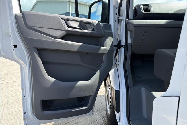 VOLKSWAGEN Crafter Photo 50