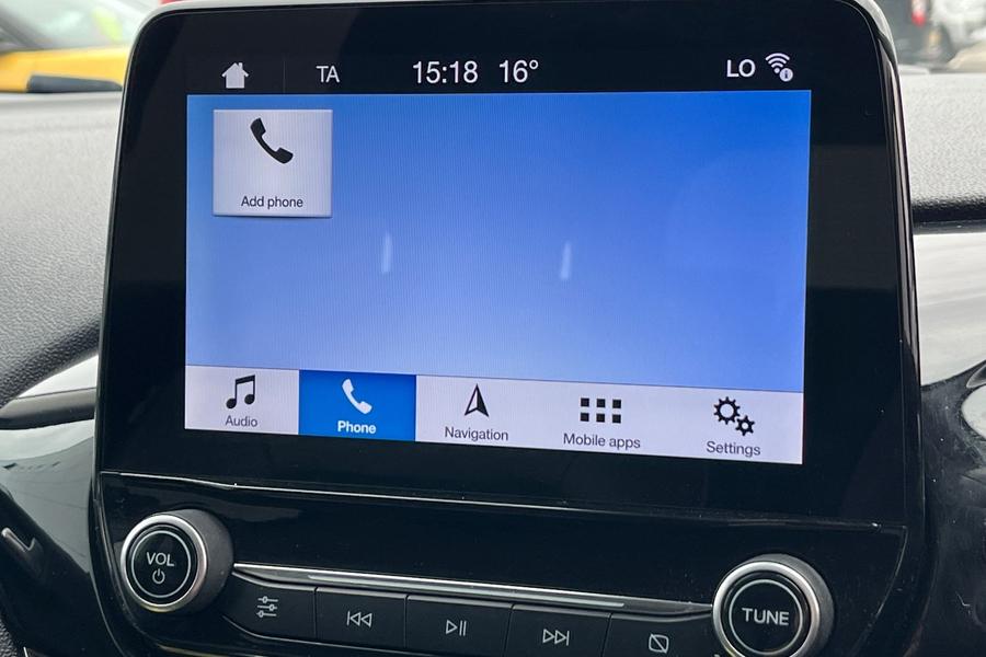 Ford FIESTA Photo autoimg-998e9626d346fe289a48e260bec580b77a5bd28a.jpg