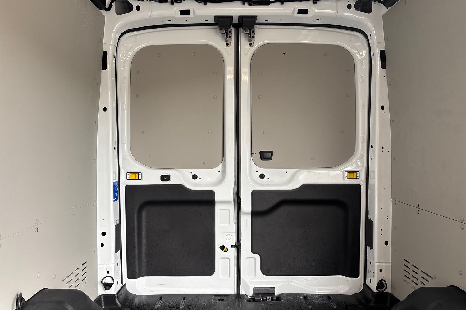 Ford TRANSIT Photo 24