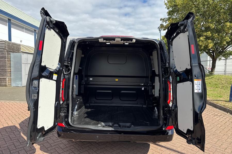 Ford TRANSIT CUSTOM Photo autoimg-999a9758156ffa877636a849dada4159236e4a03.jpg
