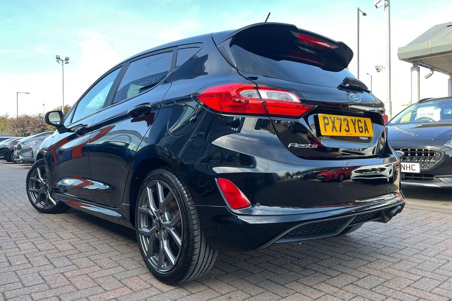 Ford Fiesta Photo autoimg-99a0d168a4ab52c7c4c9ed0d6118484a74257af8.jpg