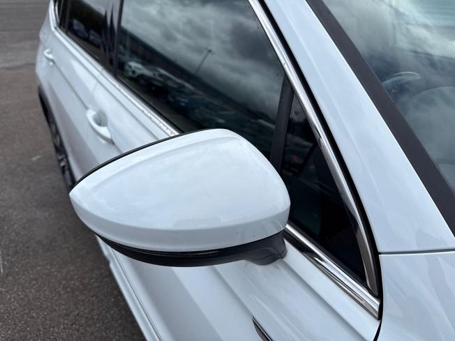 Volkswagen Tiguan Allspace Photo 20