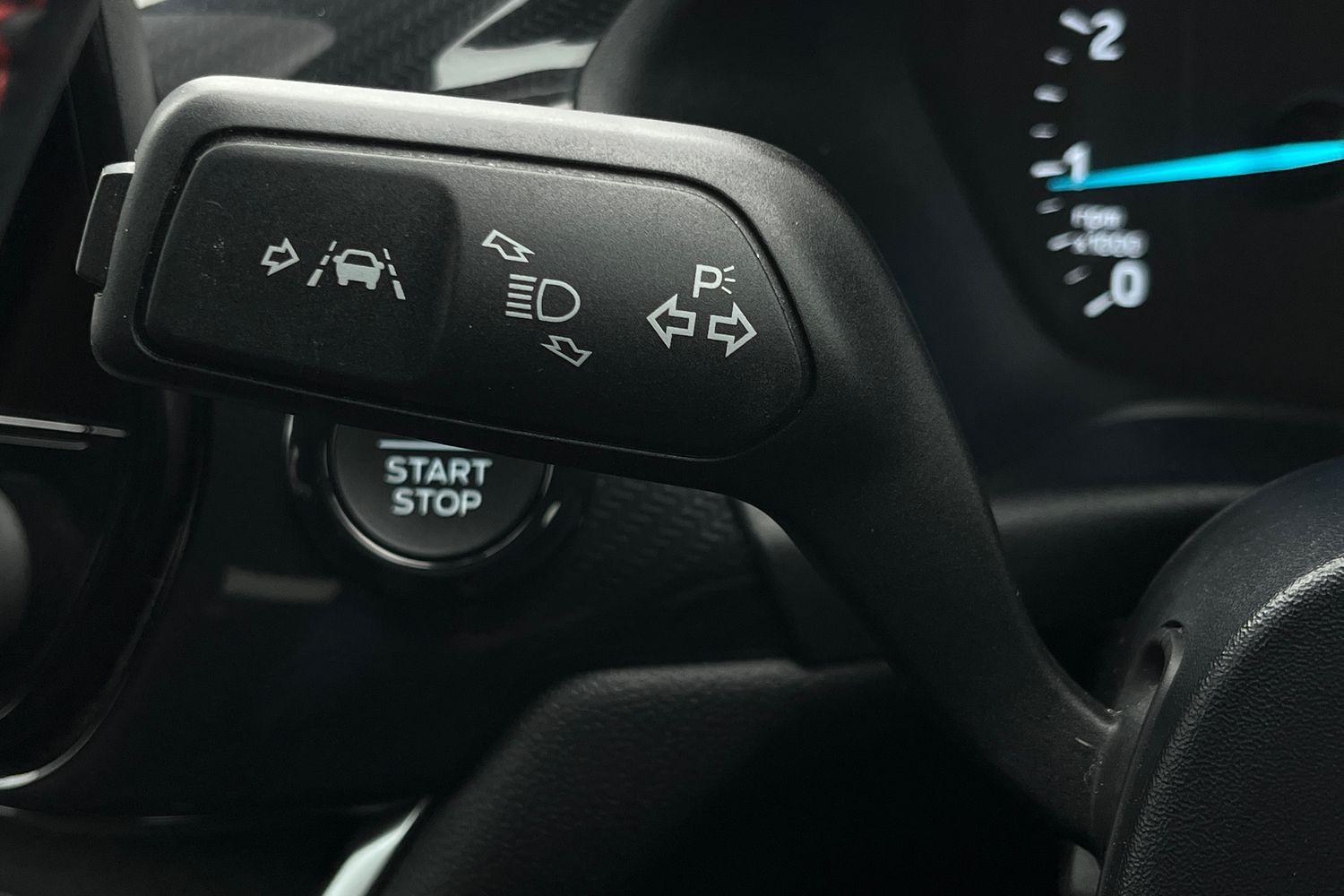 Ford Fiesta Photo 13