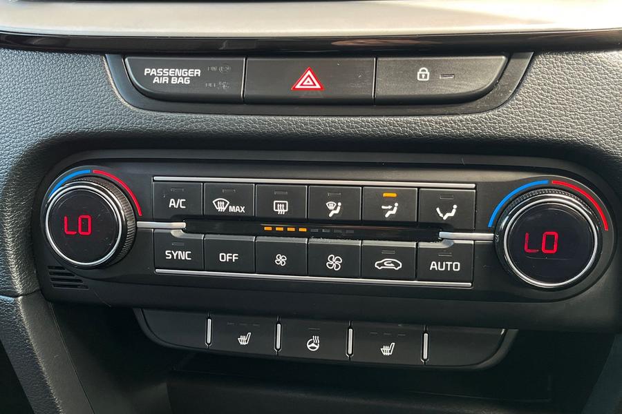 Kia XCEED Photo autoimg-99a84f61c2e96976667ec9542a77f94378a089f2.jpg