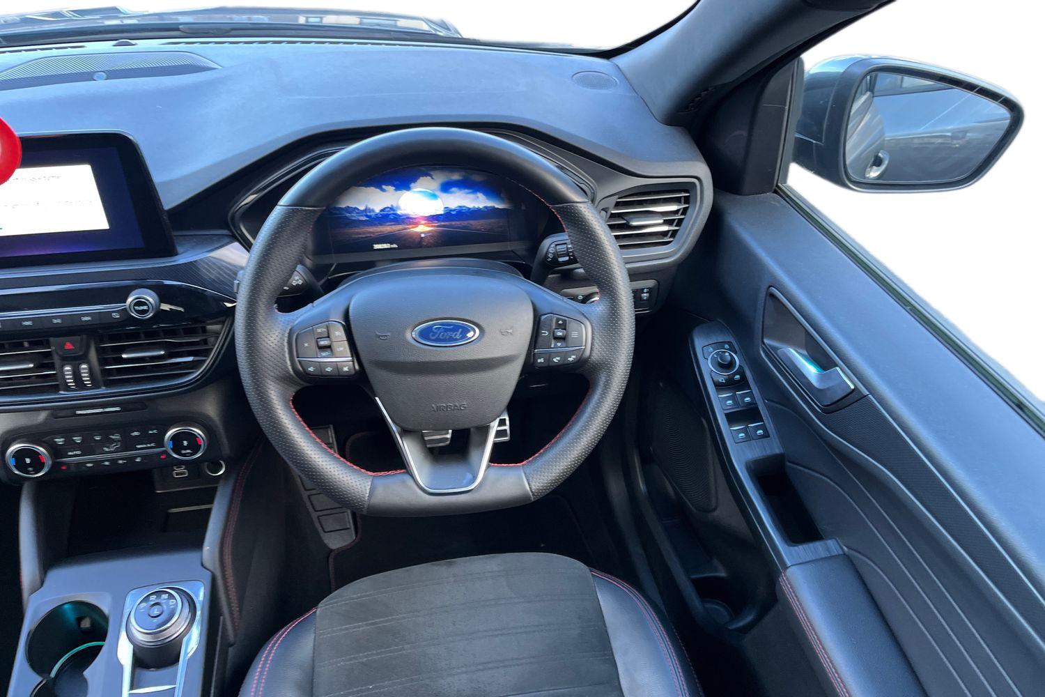 Ford KUGA Photo 10