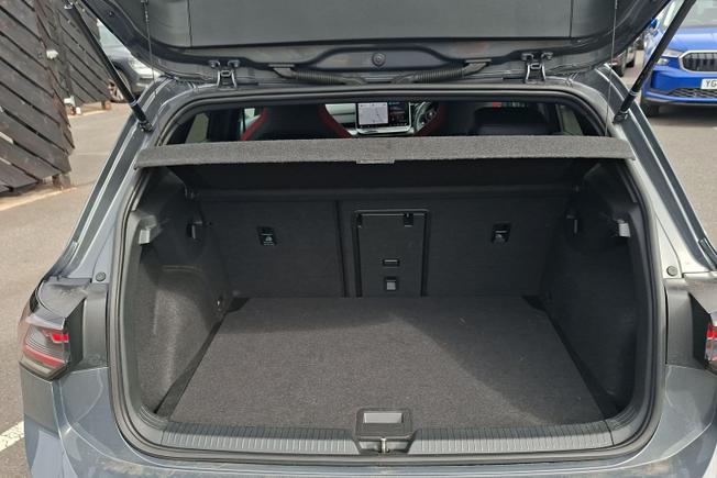 VOLKSWAGEN Golf Photo 12