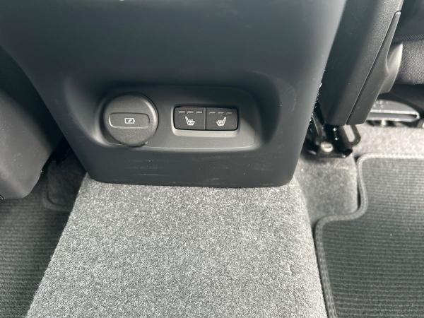 Volvo XC40 Photo autoimg-99b2bb44277b18250baec5b57bd3e9ea05d59bcb.jpg