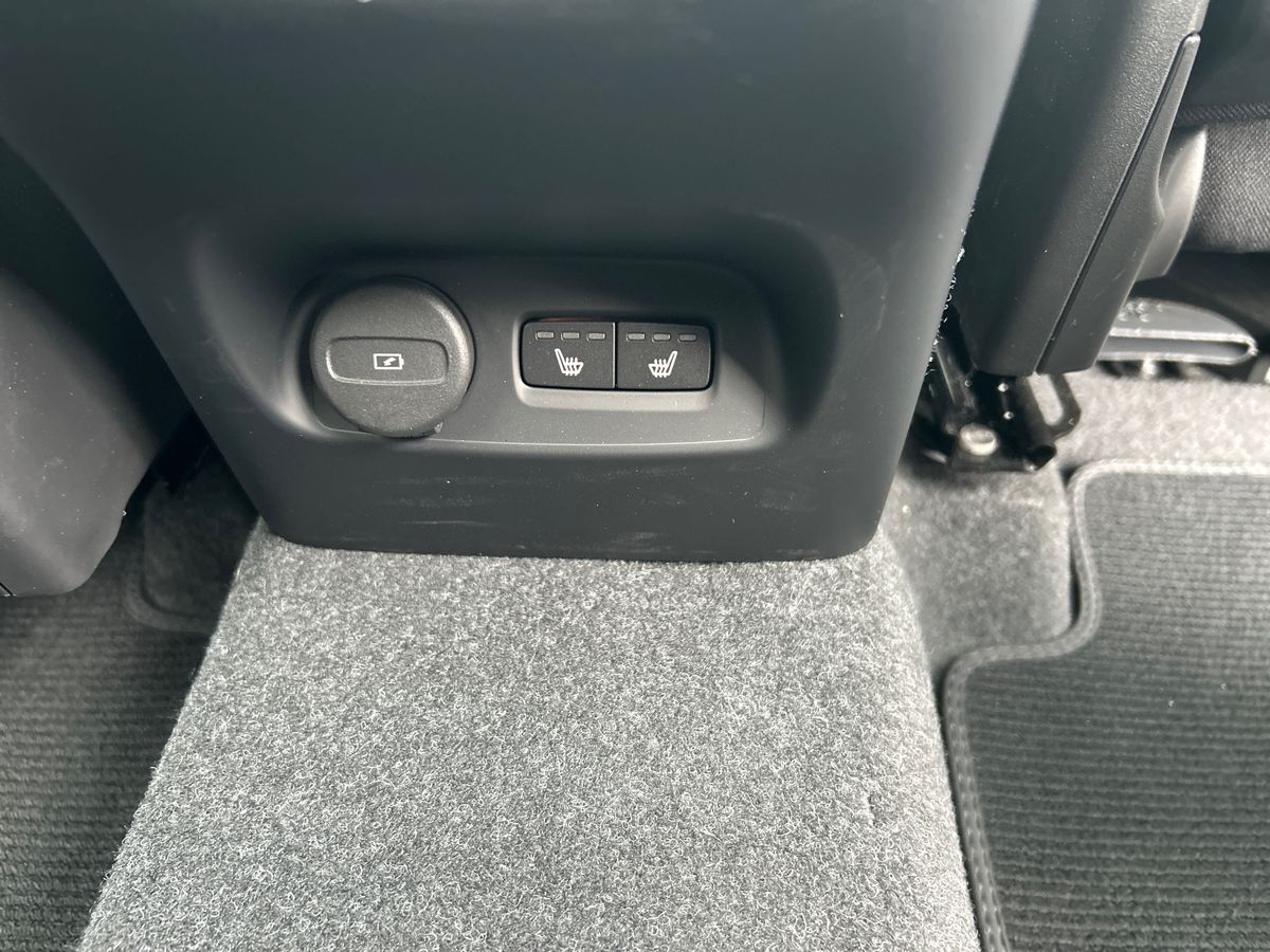 Volvo XC40 Photo 29