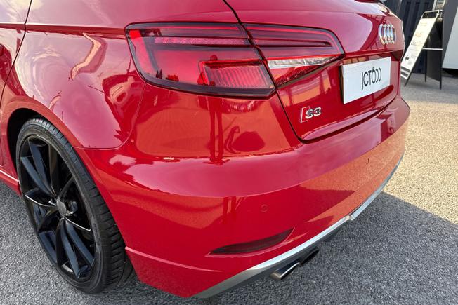 AUDI S3 Photo 27