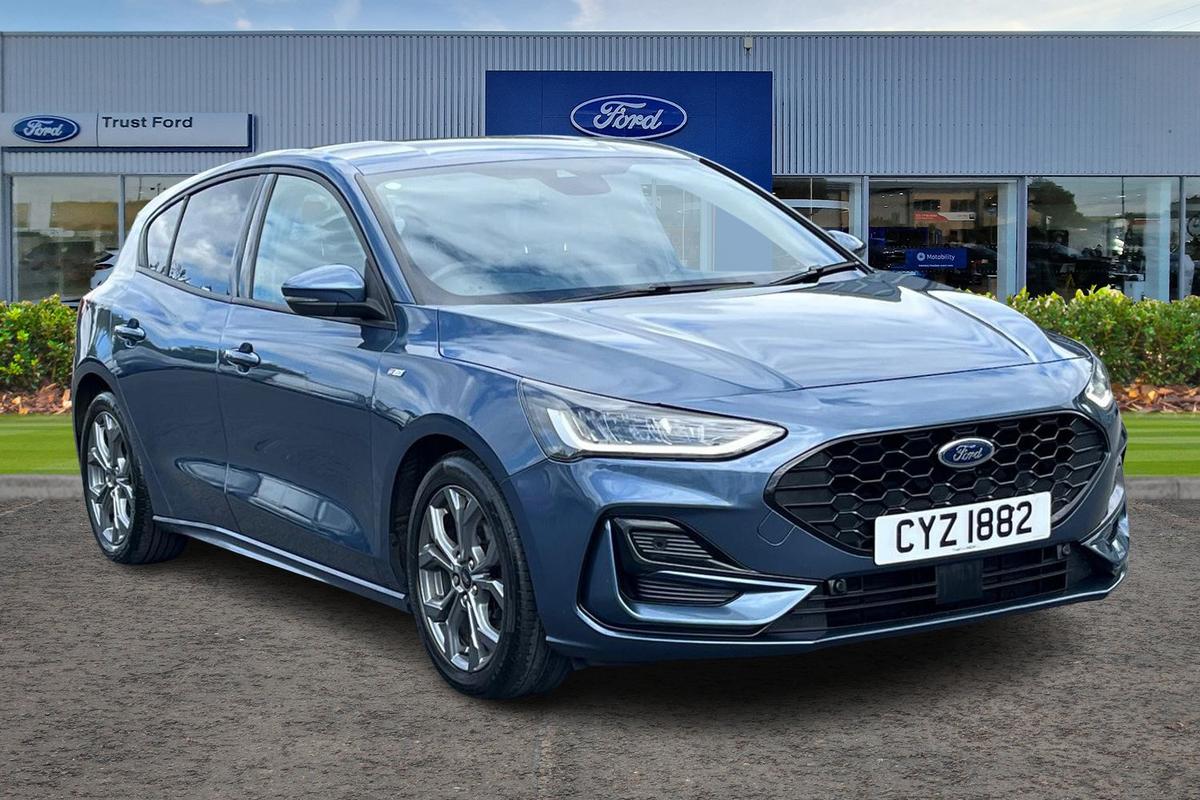 Ford Focus listing photo