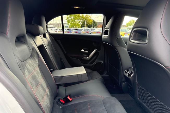MERCEDES-BENZ A Class Photo 45