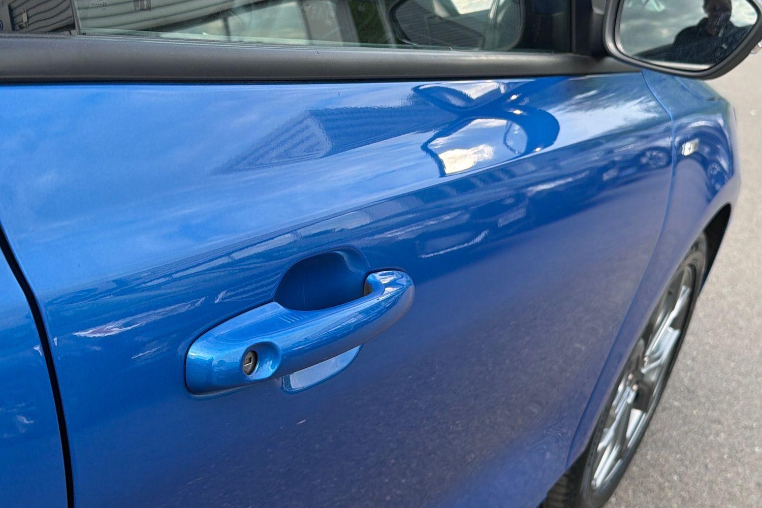 Ford FOCUS Photo 28