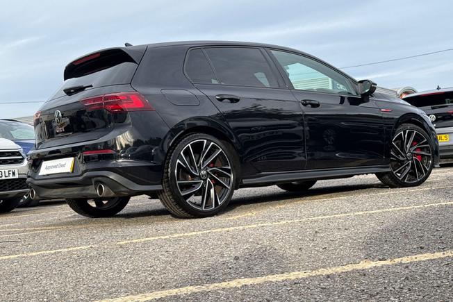 VOLKSWAGEN Golf Photo 53