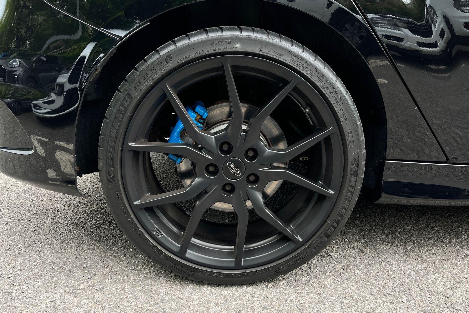 Ford Focus RS Photo 7