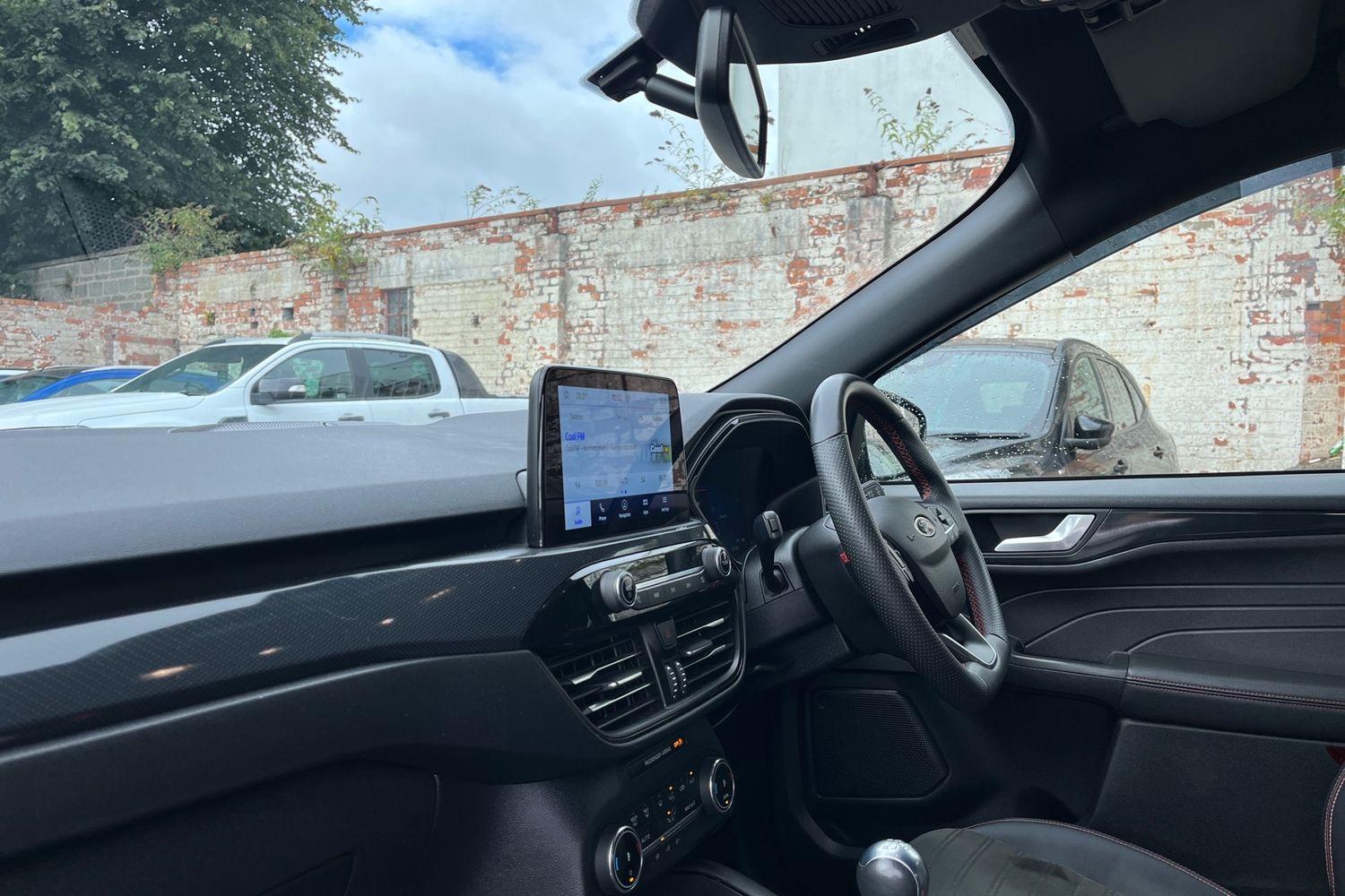 Ford KUGA Photo 17