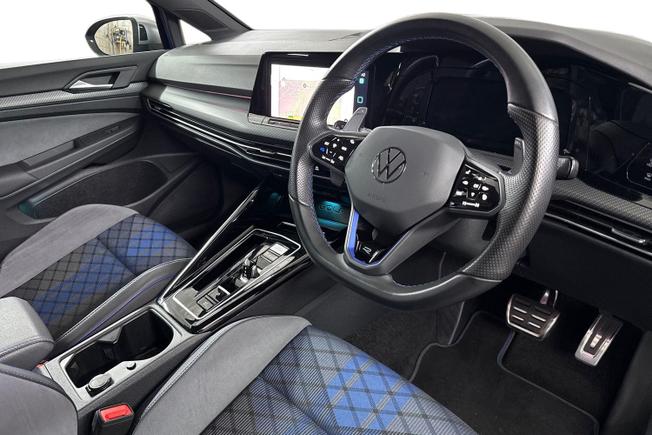 VOLKSWAGEN Golf Photo 6