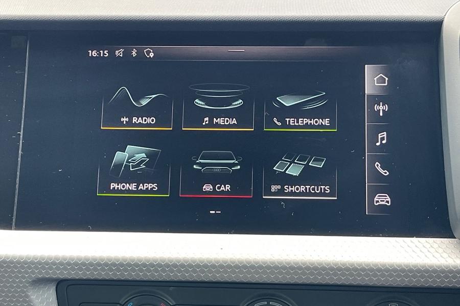 Audi A1 Photo autoimg-99c298a200995e32a97923dfa18d92c69fd2d559.jpg