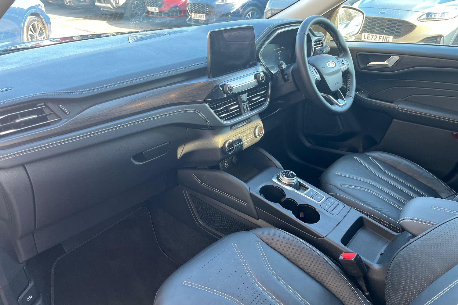 Ford KUGA Photo 17