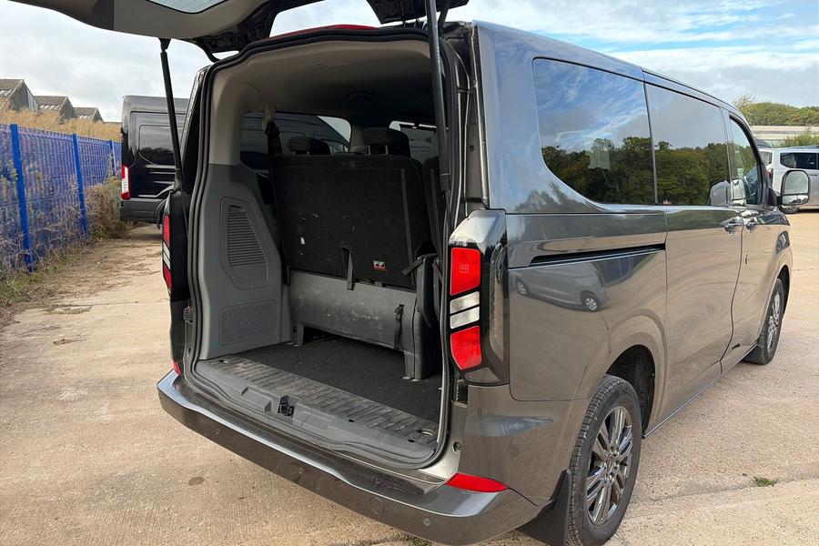 Ford TOURNEO CUSTOM Photo autoimg-99c43333d6eab6c1e9554fa8c1120d3fca500865.jpg