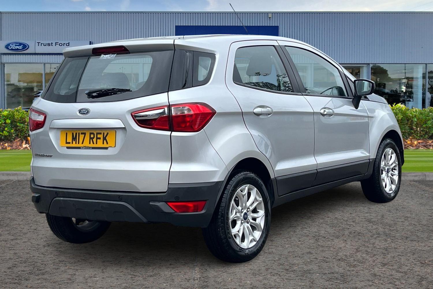 Ford EcoSport Photo 3