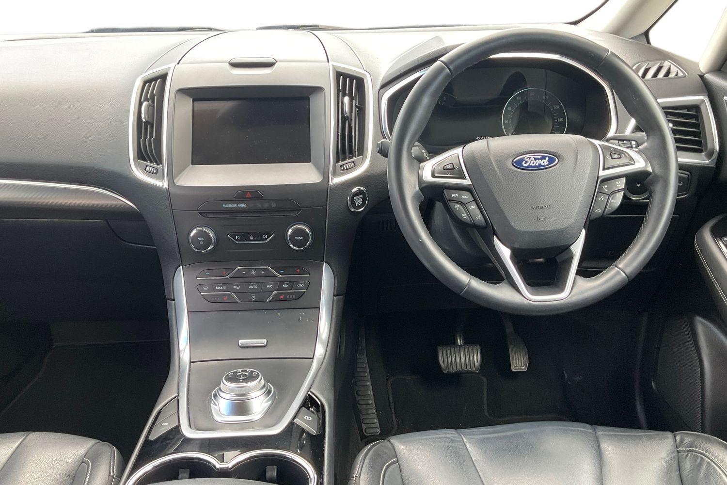 Ford S-MAX Photo 10