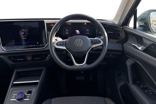 VOLKSWAGEN Tiguan Photo 11