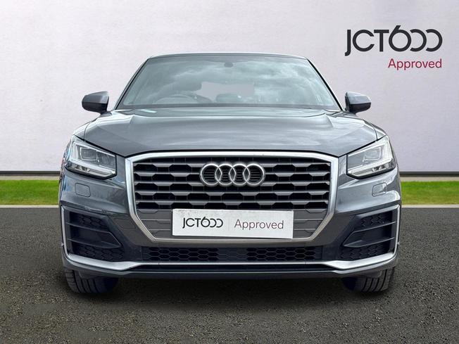 AUDI Q2 Photo 8