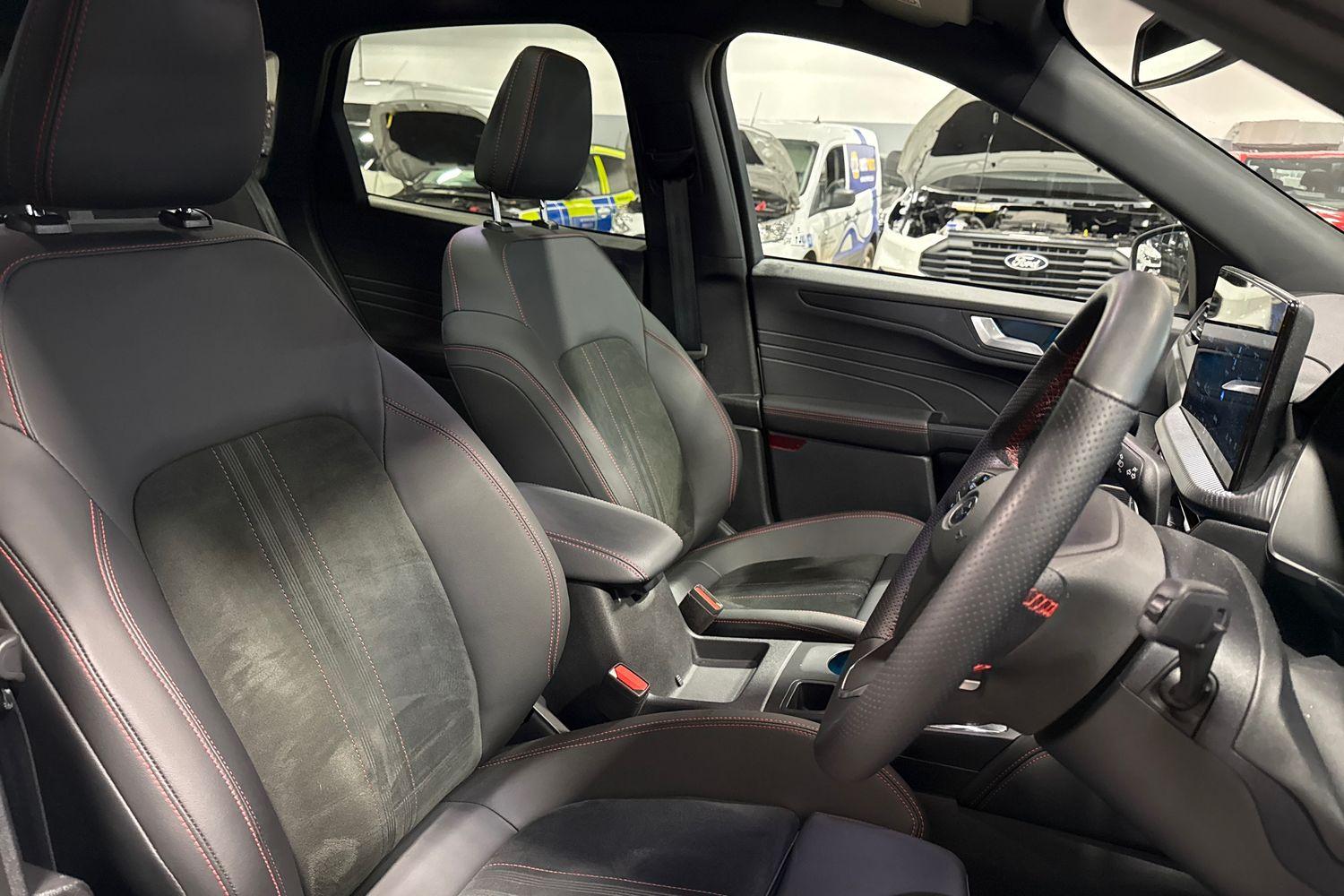 Ford Kuga Photo 16