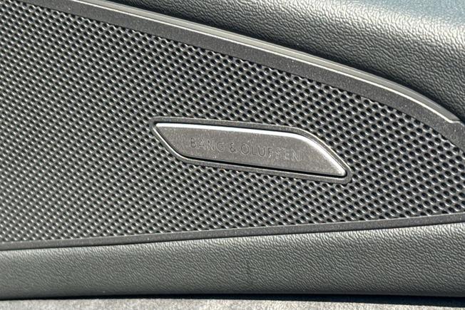 AUDI Sq6 E-Tron Photo 31