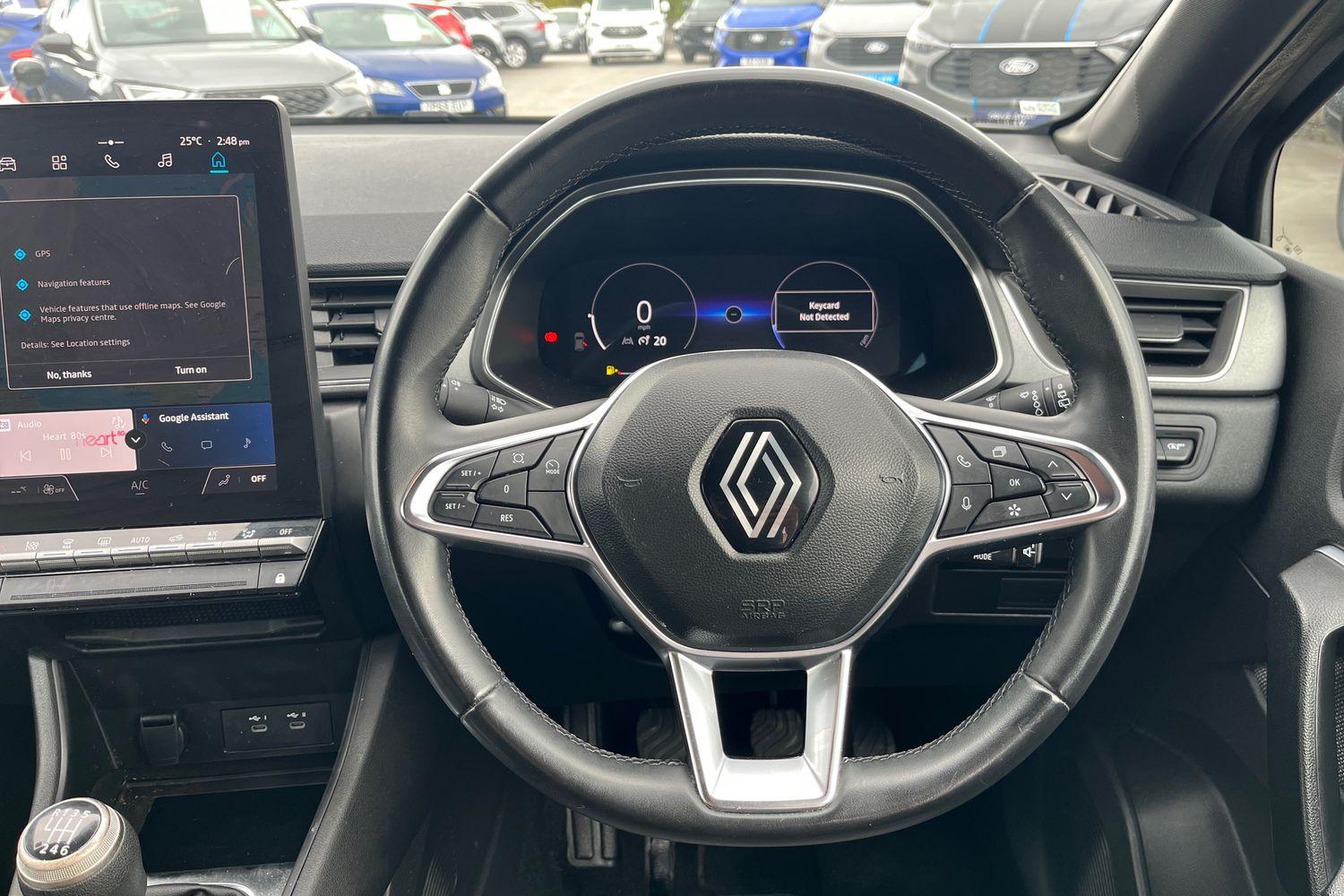 Renault CAPTUR Photo 11