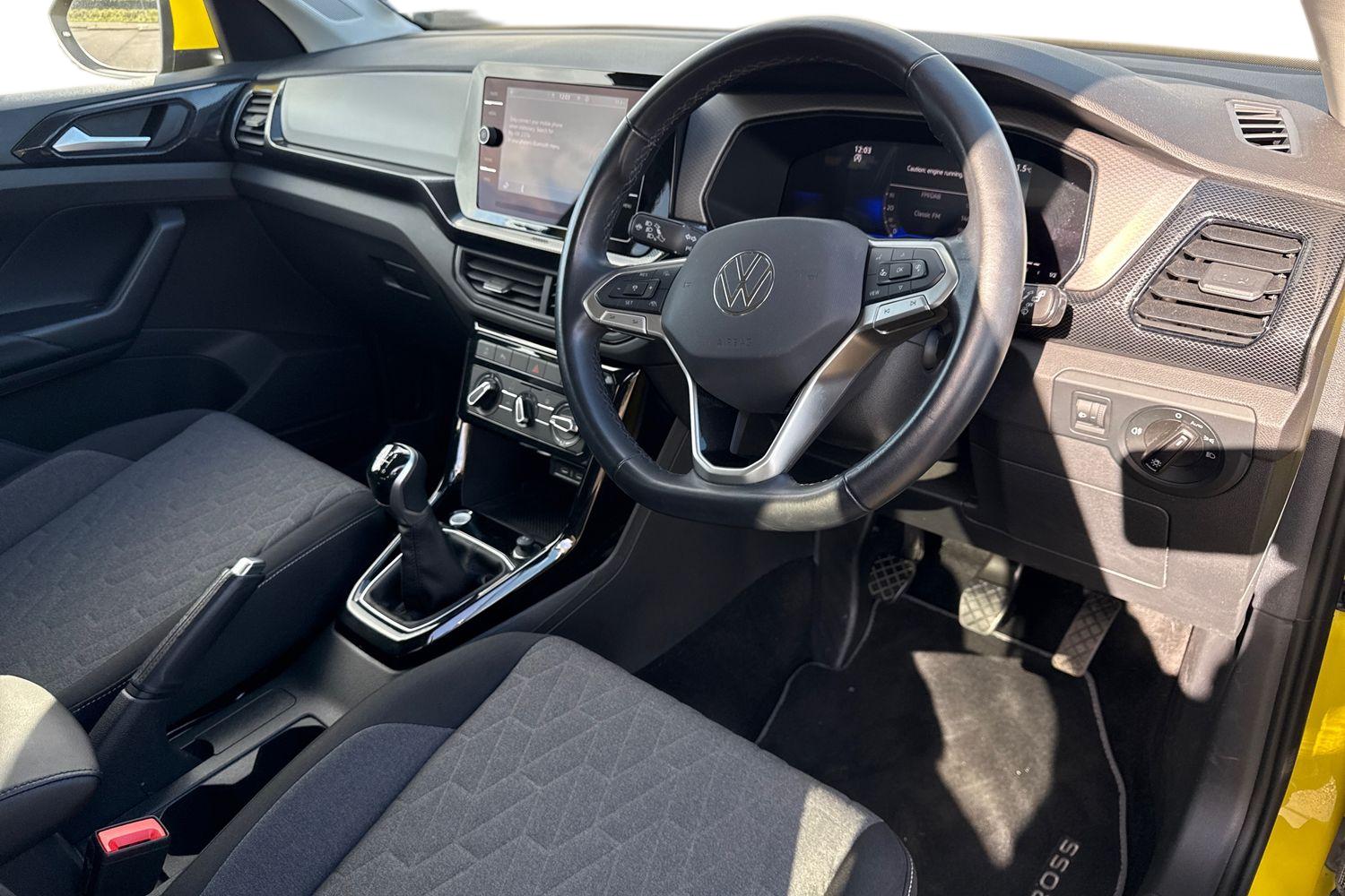 Volkswagen T-CROSS Photo 8